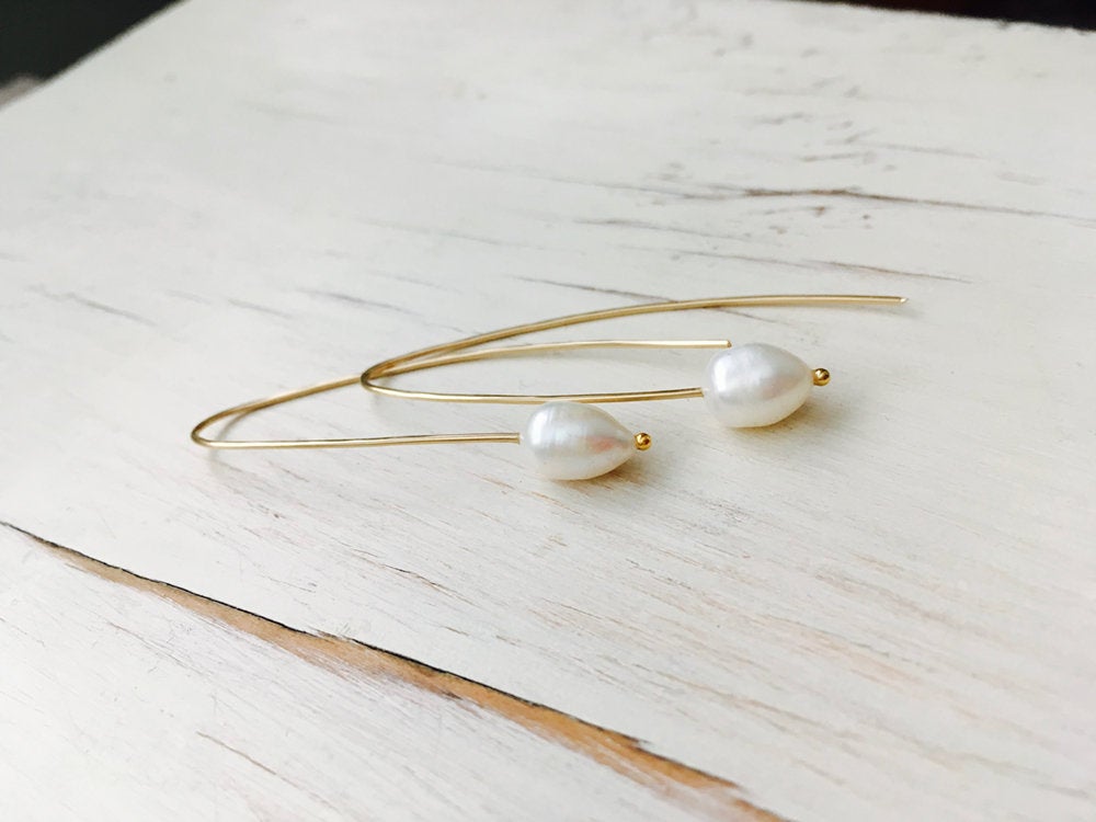 Pearl Oblong Hoop Earrings