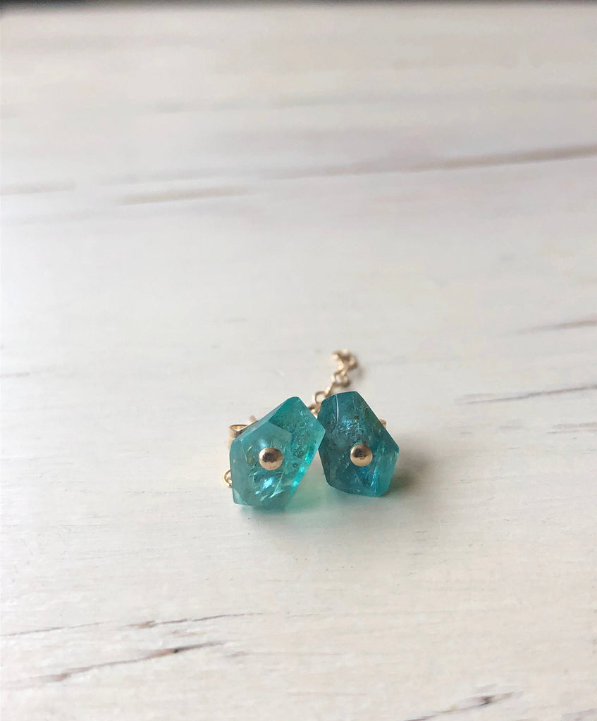 Apatite Chain Studs