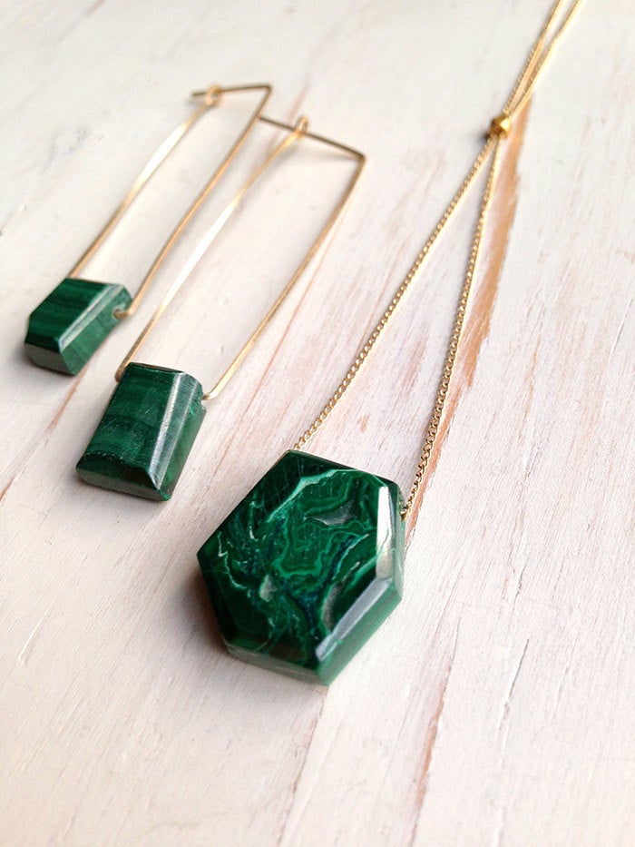 Semi Raw Malachite Layering Necklace