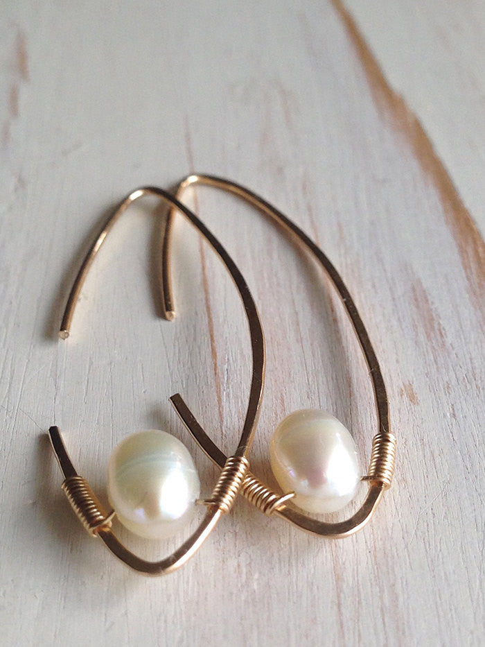 Pearl Oblong Hoop