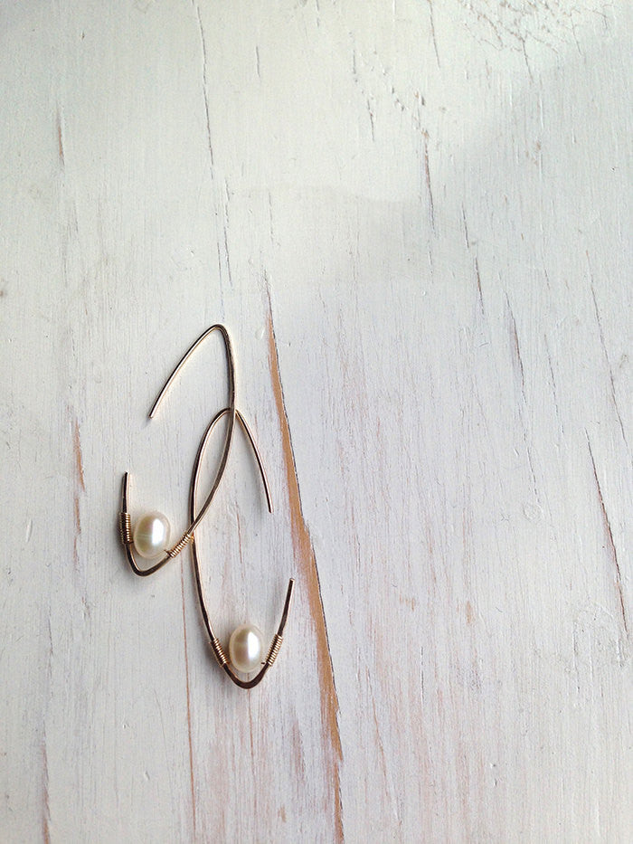 Pearl Oblong Hoop